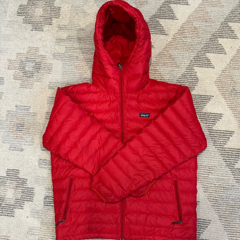 Patagonia Down Jacket - M’s Large
